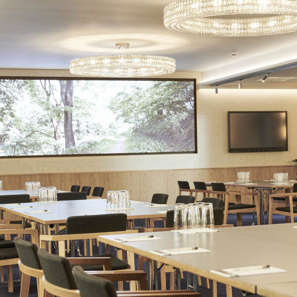 Stigende efterspørgsel på onlinemødelokaler får Munkebjerg til at investere stort i fremtidens mødelokale …